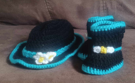 Crochet cowgirl hat and boots